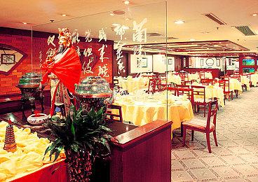 手游《古墓丽影：重装上阵》宣布2月14日上线 预注册开启